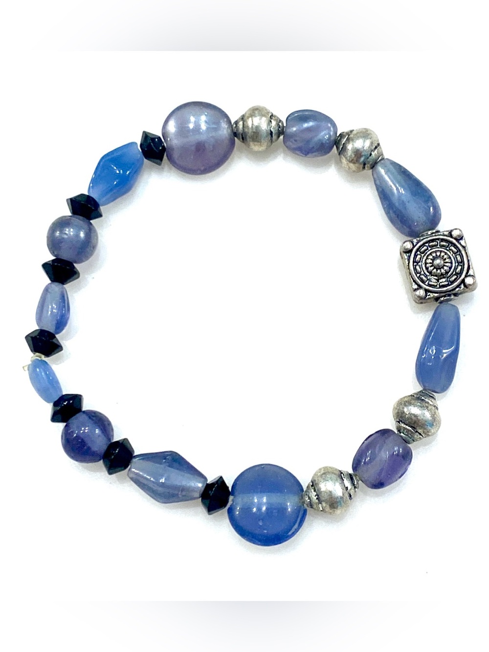Handmade Vintage Periwinkle Blue Beaded Stretch Bracelet – Boho Silver NWOT
